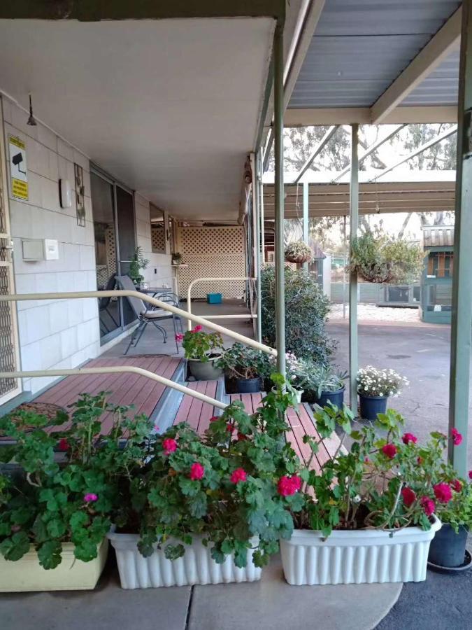 Donald Riverside Motel Екстериор снимка