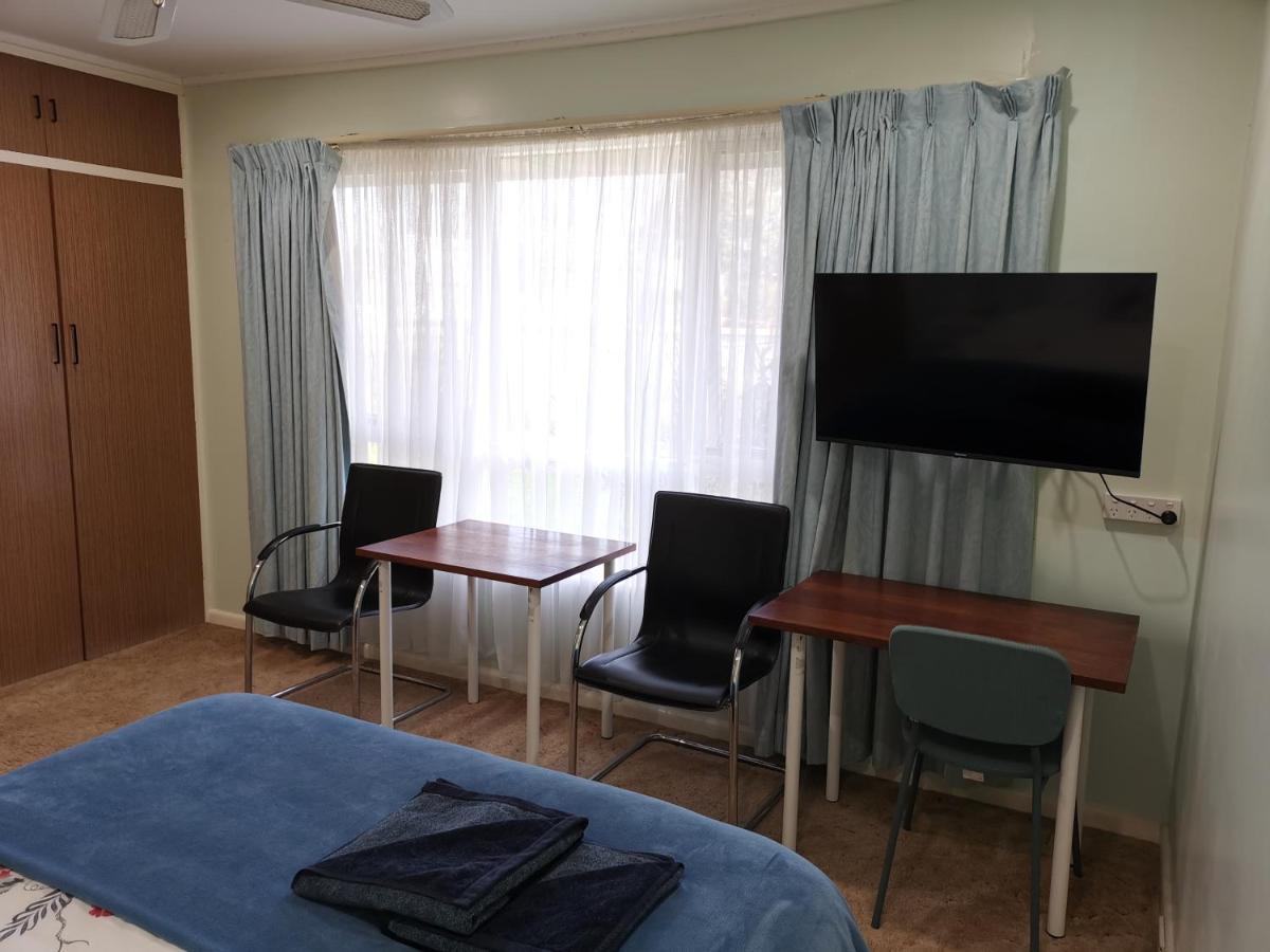 Donald Riverside Motel Екстериор снимка
