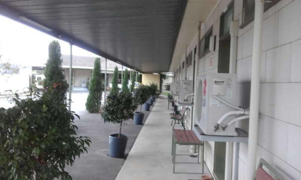 Donald Riverside Motel Екстериор снимка